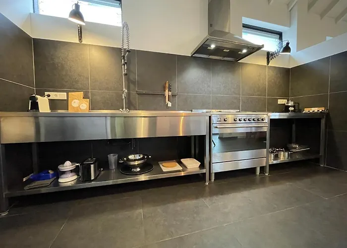 La Chatelaine * 海边的艾格蒙特